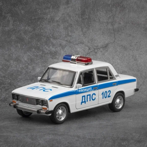 1/24 Lada 2106 Police Alloy Car Model Metal Diecast Toys with Pull Back Sound and Light Simulation Vehicles for Children Gifts